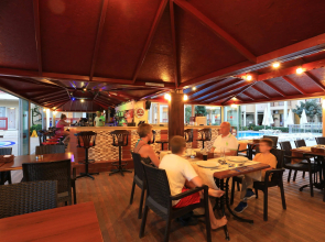 Club Amaris Apartment