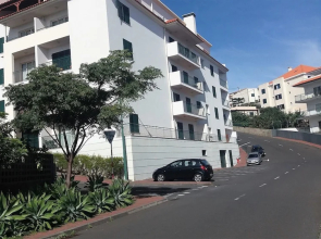 Apartment With one Bedroom in Caniço, With Wonderful sea View, Enclose