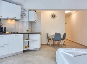 Garsoniera Alegria Solid House