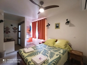 Guest House La Maison Du Voyage
