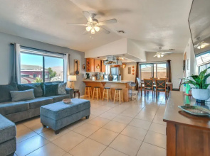 Bullhead City Home < 2 Mi to Colorado River!