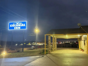 Colonial Inn