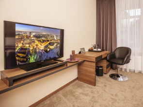 Отель Senator Maidan