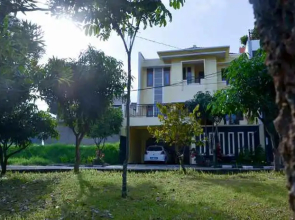 Rumah Kuning Bandung