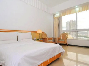 Sanya Fusi Business Hotel