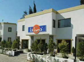 Carina Resort Hotel