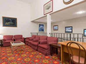 Baymont by Wyndham Bridgeton St Louis