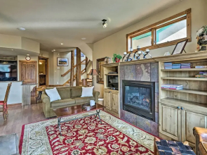 Beautiful Breck Retreat: Walk to Gondola & Main St