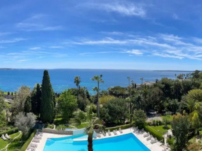 Super Cannes Sea Side