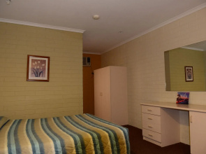 Katherine Motel