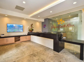 Bay Residence 9F 3 bdr 2 Bath