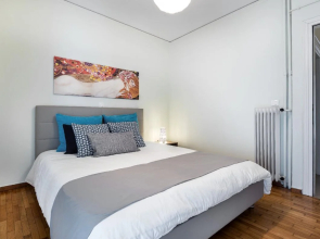 Acropolis Suites & Apartments