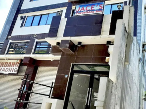 Jace's Travellers Inn