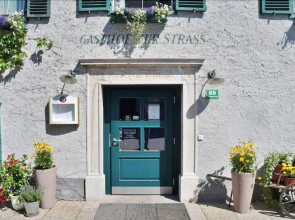 Gasthof zur Strass