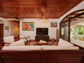 Blue Jewel Oceanfront Private Villa