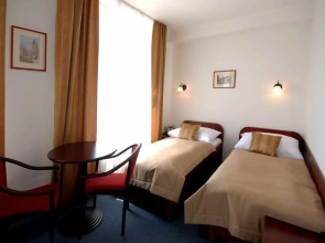 U Stare Pani - At the Old Lady Hotel