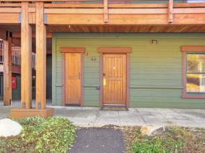 2609 Tenderfoot Lodge