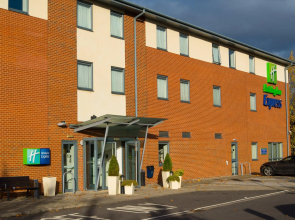 Holiday Inn Express Bedford by IHG