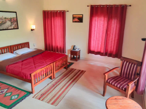 Majkhali woods, Ranikhet, by Himalayan Eco Lodges