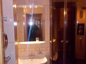 Kommunisticheskaya Apartment