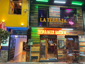 El Jardín Escondido Party Hostel