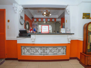 RedDoorz @ Fields Avenue Angeles City