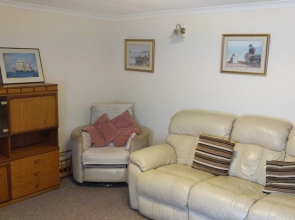 "spacious Three Bedroom Family Home for a Comfortable Holiday in Portknockie"