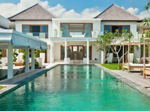 Villa Ombak Putih