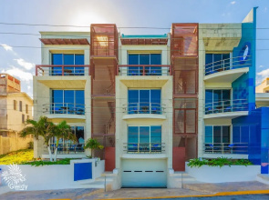 Deep Blue Condos - 102