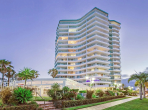 19th Avenue On The Beach