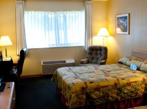 Baymont Inn & Suites Midland