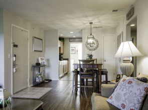 Vinyards 2954 Unit 5 3 Bedroom Condo