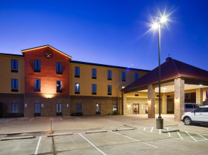 Holiday Inn Express & Suites N Waco Area - West by IHG