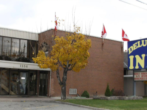 Deluxe Inn