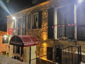 Picasso Suites Cesme