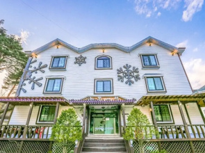 Muju Snowflower Travel Pension
