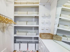 Explore Dtwn, Parks & Colleges: Cozy Worcester Apt
