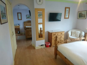 Hayleaze Bed & Breakfast