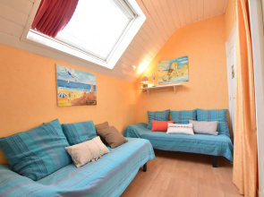Beautiful Holiday Home by the sea in Penmarch