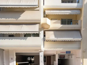 Modern Apartment in Athens with Balcony