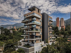 The Somos Loho Hotel