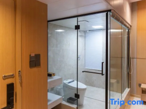 Yulian Tree Smart Hotel (Xinyang Railway Station Branch)