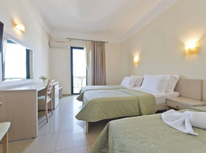 Отель Bomo Tosca Beach