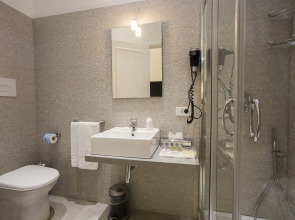 Napoli Class Luxury Rooms & Suites