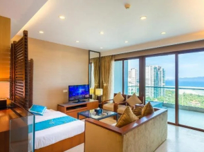 Ocean Holiday Hotel