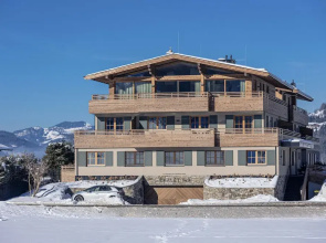 Apartment Near Alpenrosenbahn ski Lift