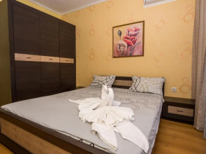 Deluxe Apartments Gallery 2