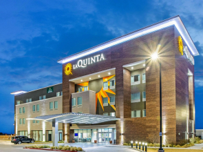 La Quinta Inn & Suites by Wyndham Sweetwater East