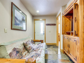 Serene Home w/ Private Hot Tub in Silverthorne