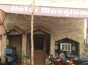 Goroomgo Hotel Manglam Kanpur